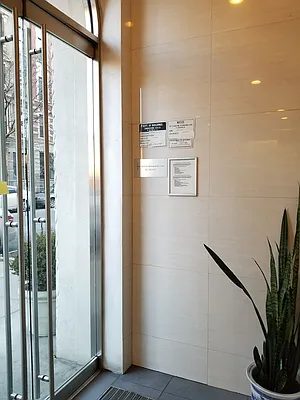 Rented by New York Residence | media 76