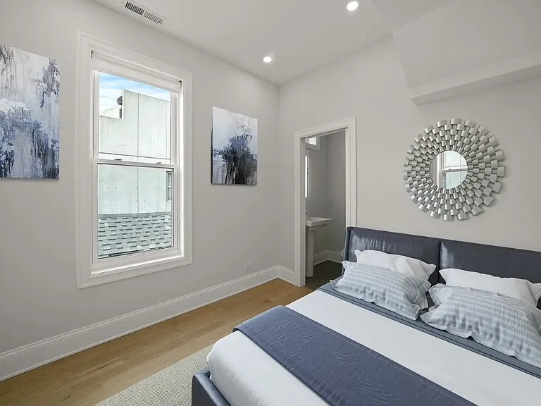 1241 N Bosworth Ave #2 — Photo 9