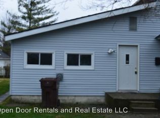 209 1/2 S Ijams St, Garrett, IN 46738