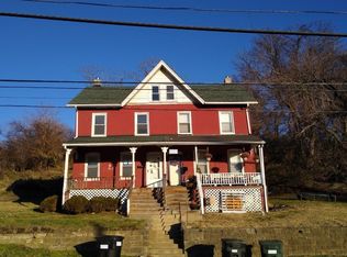 443 Valley Rd, Coatesville, PA 19320
