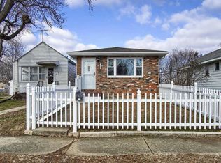 128 E 6th St, Roxana, IL 62084