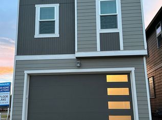 1798 NW Landon St, McMinnville, OR 97128
