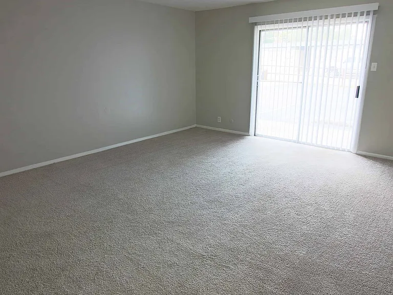 Northridge Court Apartments — Photo 10