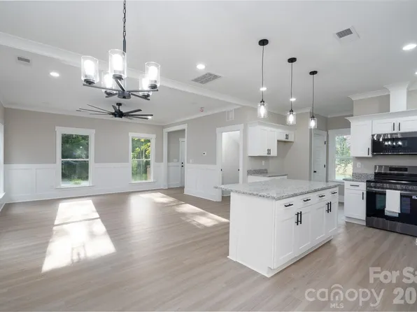 1315 Reid St, Albemarle, NC 28001