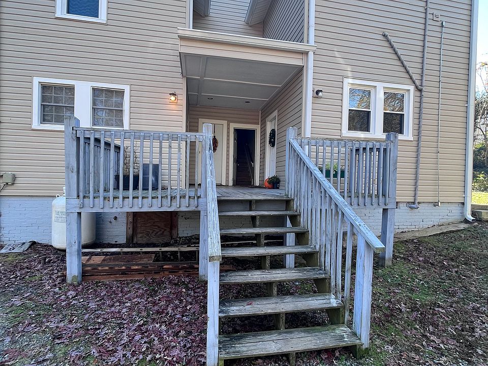 2nd image of 708 D St #0