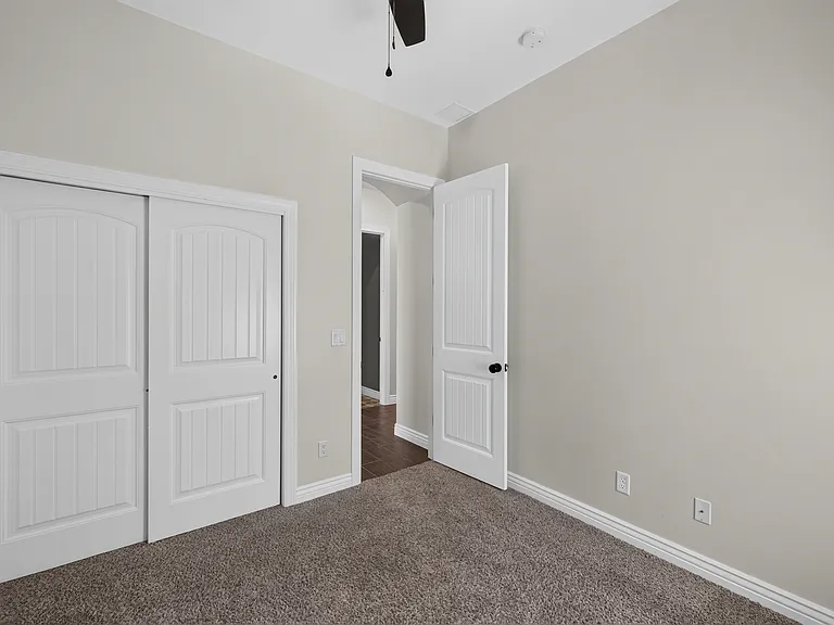 13445 Emerald Crystal Dr — Photo 29