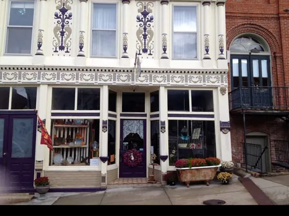 111 Market St, Glasgow, MO 65254