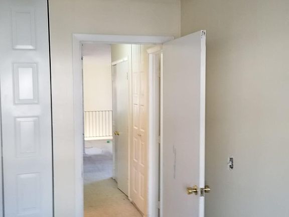 4th image of 1536 Cove Dr #243-D