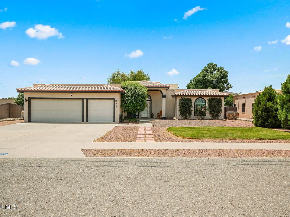 1st image of 662 Jeanny Marie Ct