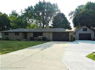 15825 Northward Dr, Lansing, MI 48906