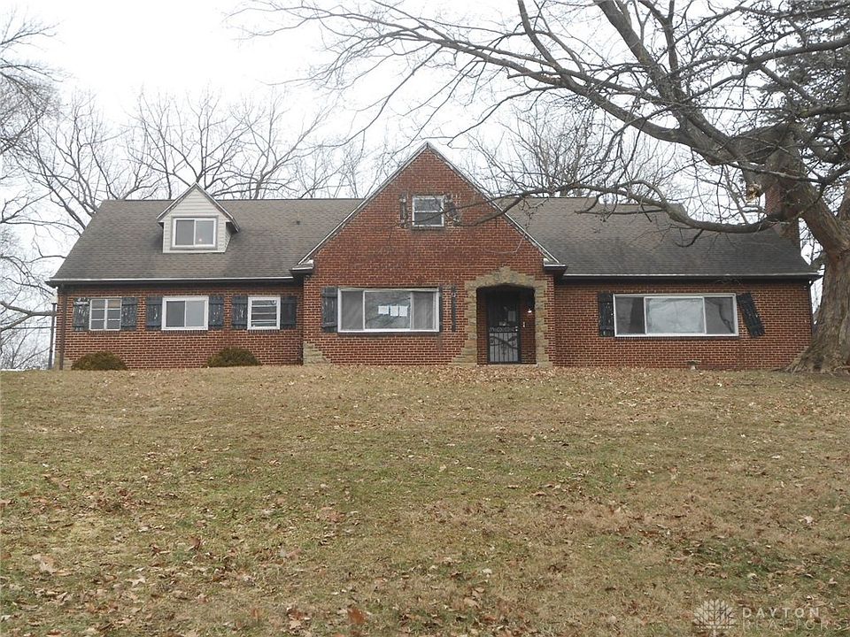 1st image of 321 Brookside Dr