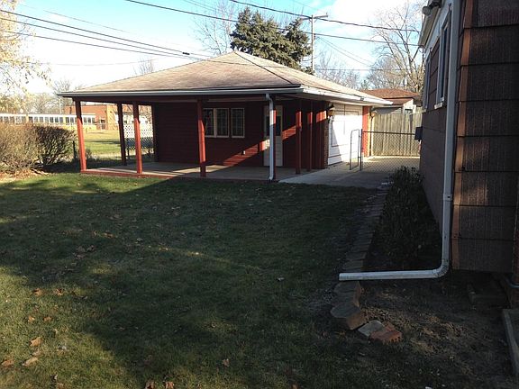 2nd image of 26806 Wadsworth