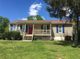 6206 Hunterstand Ln, North Chesterfield, VA 23237