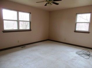 411 Hicks Rd, Mountain Home, AR 72653