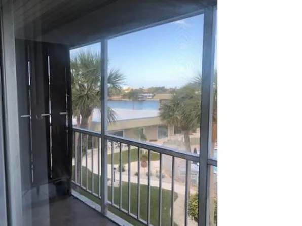 325 North Cswy APT C102, New Smyrna Beach, FL 32169