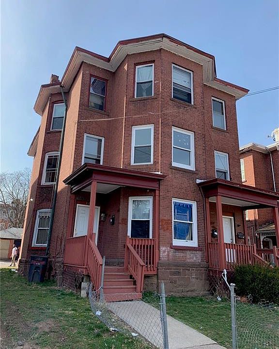 1st image of 137 Babcock St