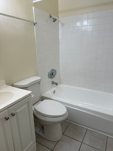1st image of 6660 Woodman Ave APT 201
