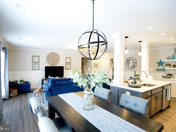 101 Carols Pl APT 31, La Plata, MD 20646