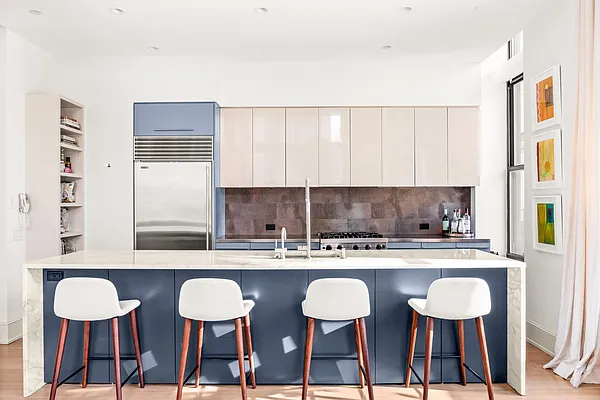 Sold by Compass | media 3