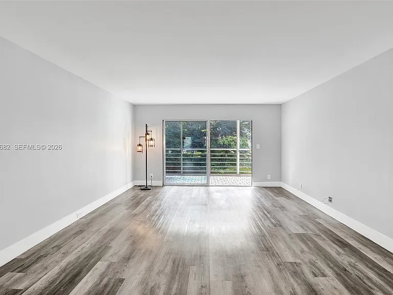3001 Portofino Isle #K2 — Photo 16
