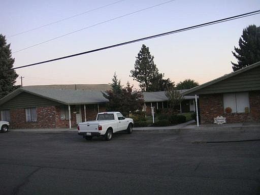 1st image of 110 W Yakima Ave APT 1