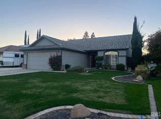 4311 Gelding Way, Bakersfield, CA 93312