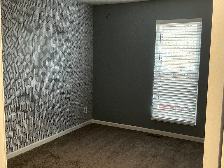 5553 Strathmoor Manor Cir — Photo 32