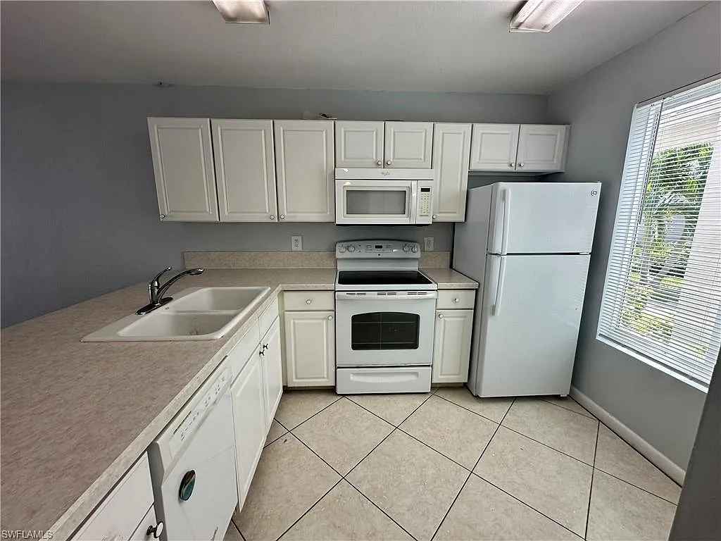 2 bed, 2.0 bath, 914 sqft, $2,000 — Photo 4