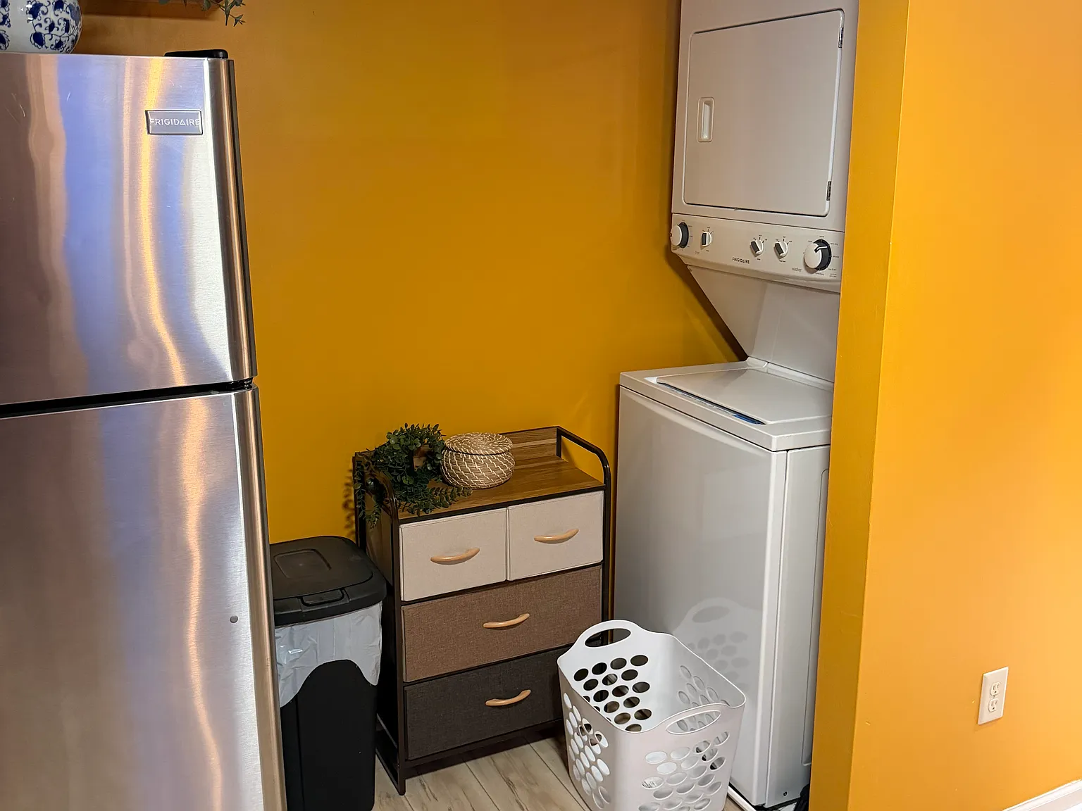 2 bed, 575 sqft, $1,600 — Photo 4