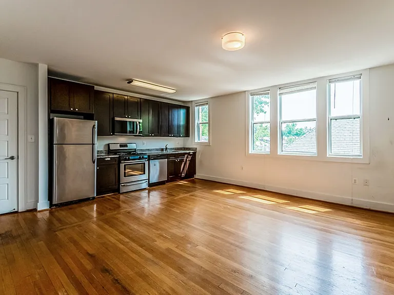 Carraway - 1575 Spring Pl NW — Photo 5