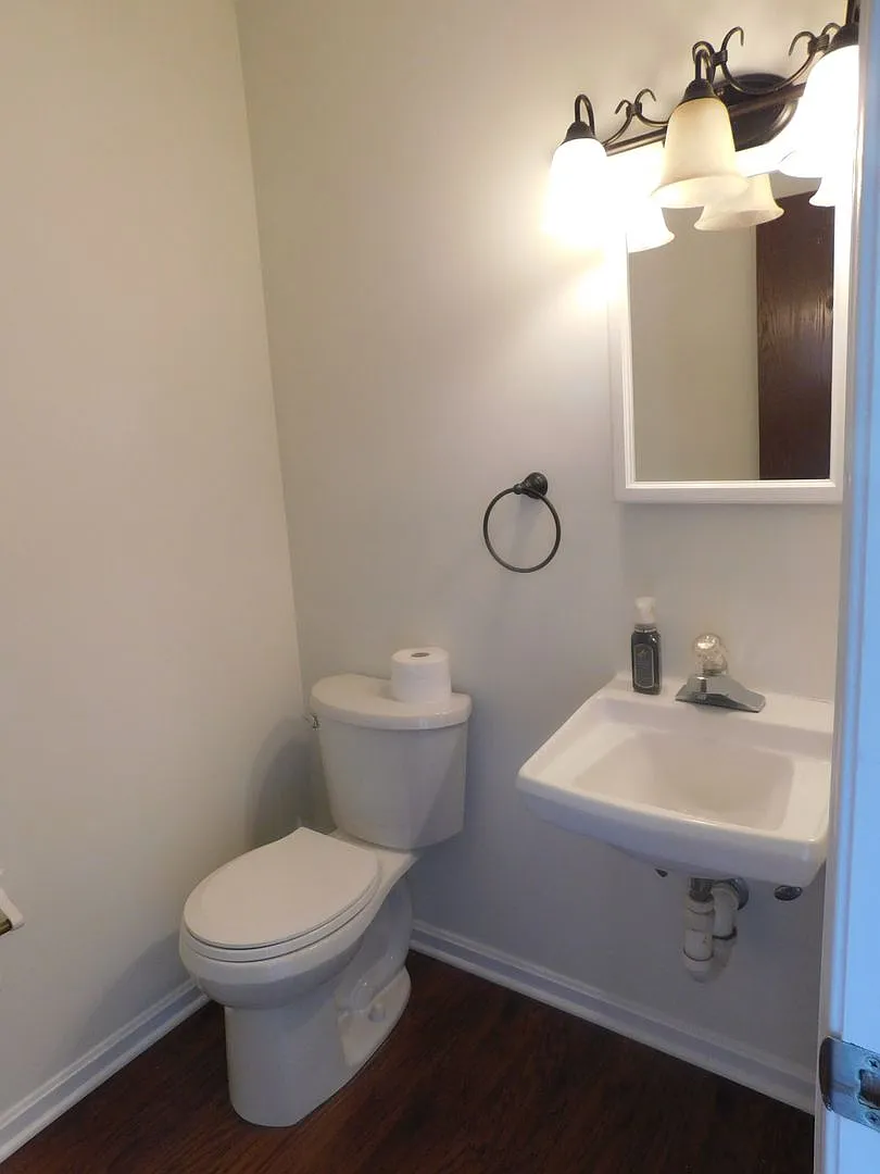 East side of Winchester Location — Photo 3