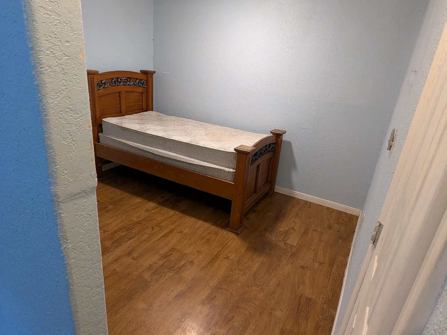 1 bed, 400 sqft, $900 — Photo 4