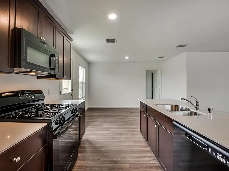 8445 Fawn Creek Dr — Photo 8