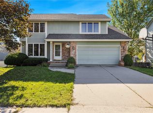 4834 Ashley Park Dr, West Des Moines, IA 50265