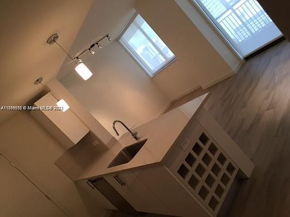 4th image of 999 SW 1st Ave APT 1915