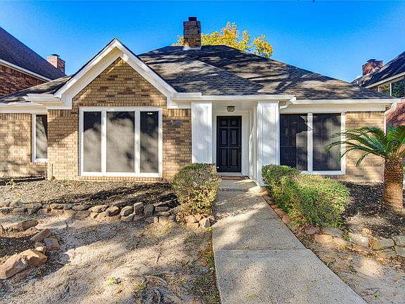 2nd image of 5931 Thom Rd