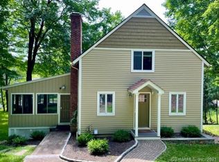 337 Main St, Farmington, CT 06032