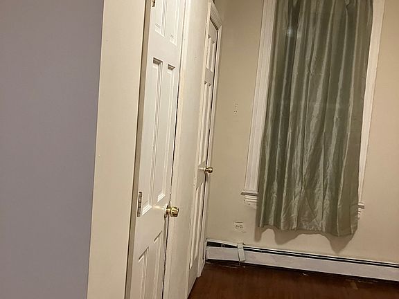 4th image of 1720 Adams St APT 2