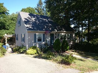 76 Robin St, West Roxbury, MA 02132