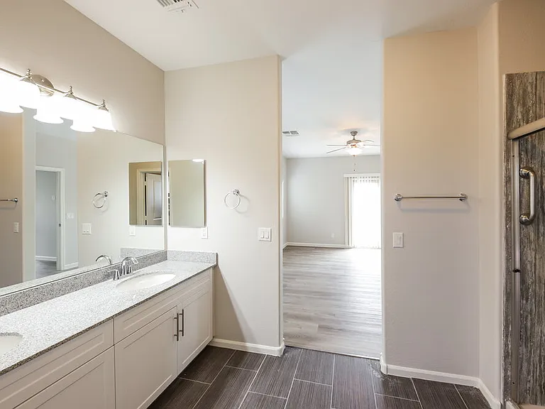 1807 W Minton St — Photo 13