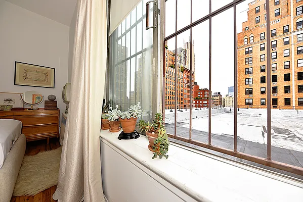 Rented by Buchbinder & Warren | media 15