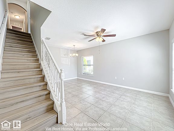 2nd image of 5361 Windsor Lake Cir