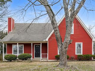 2215 Leeds Ct, Murfreesboro, TN 37129