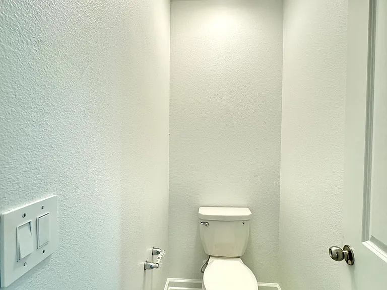 1807 Weir Blvd — Photo 40