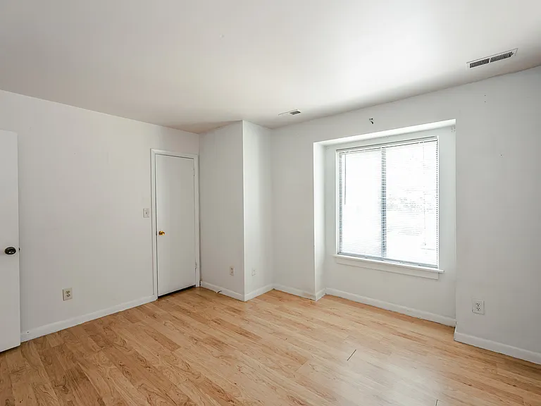 1951 Airy Cir — Photo 22