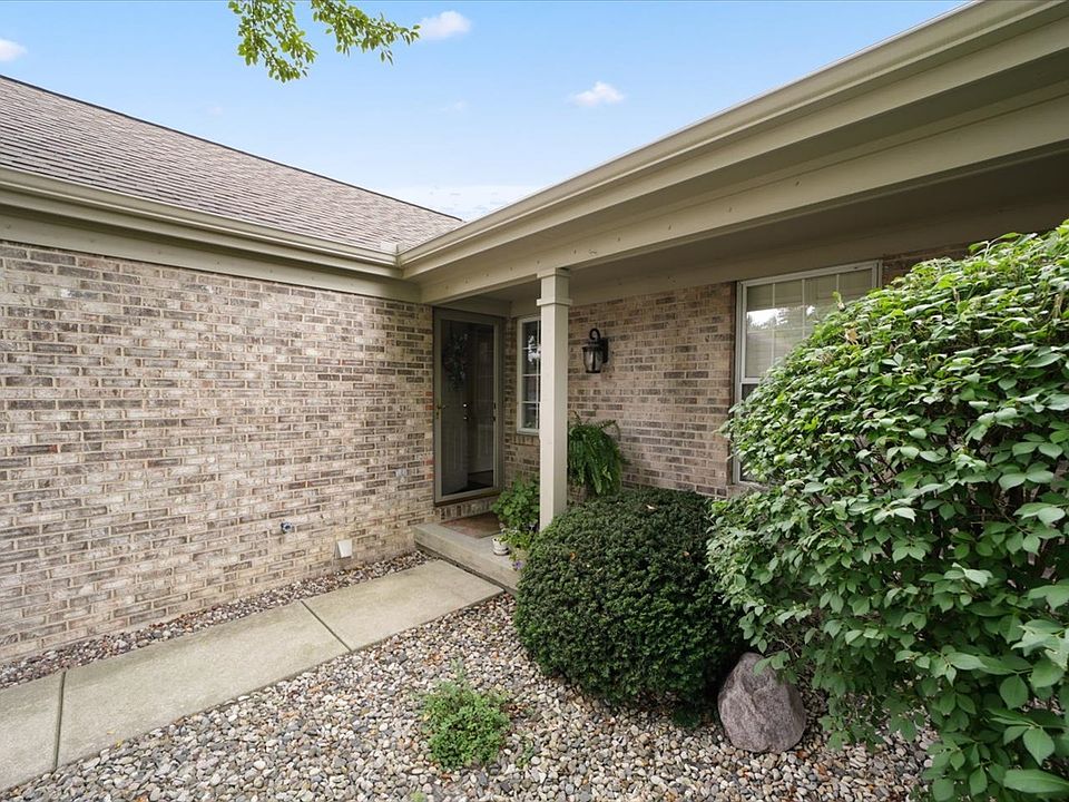 1605 Lakeside Dr UNIT B, Champaign, IL 61821 | Zillow