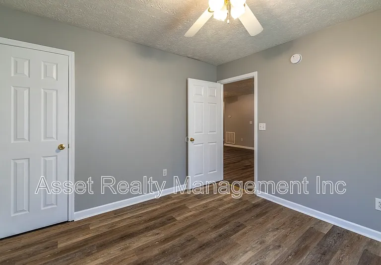 152 Red Bud Ln — Photo 16