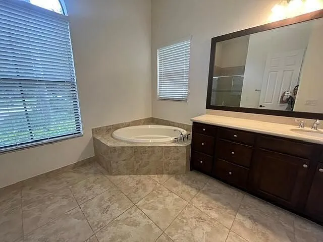 6326 Grebe Ct — Photo 6