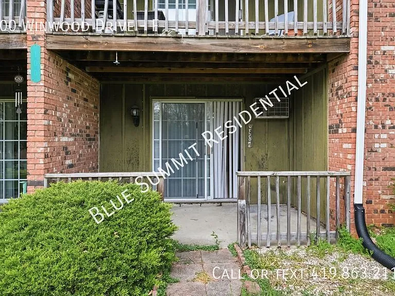 100 Winwood Dr #F — Photo 8