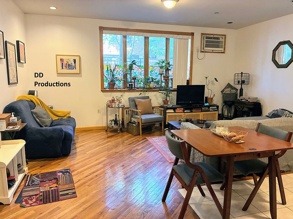1st image of 258 S 1st St #1